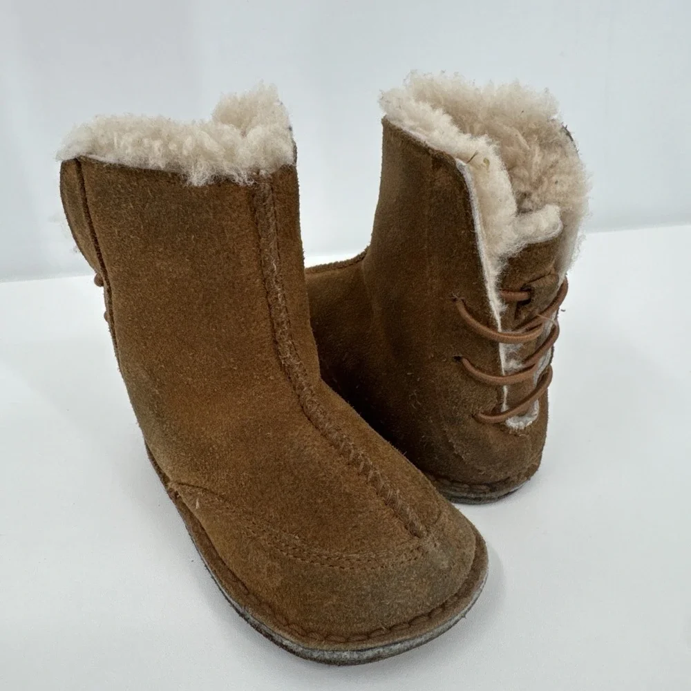 Ugg I‎ Boo Infant Shoe- Chestnut Shearling Lined Sz Medium Bootie 18-24 M